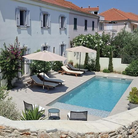 Villa Mira With A Heated Pool And A Sea View Božava Εξωτερικό φωτογραφία