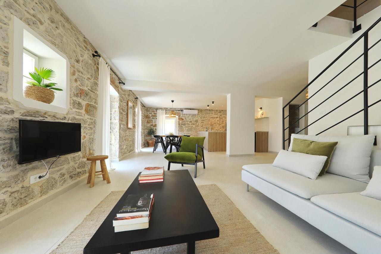 Villa Mira With A Heated Pool And A Sea View Božava Εξωτερικό φωτογραφία